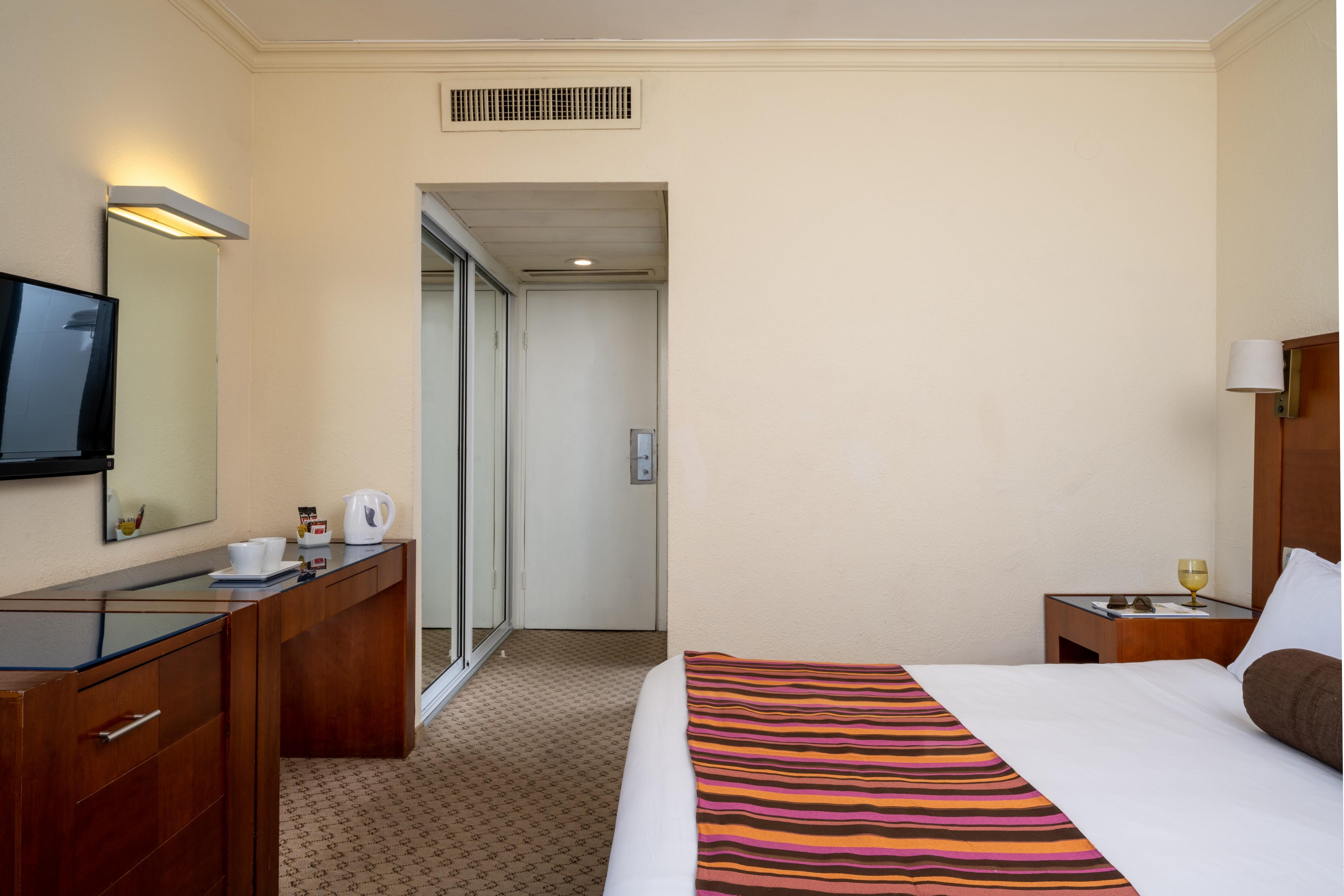 Leonardo Inn Hotel Dead Sea Ein Bokek Exterior foto